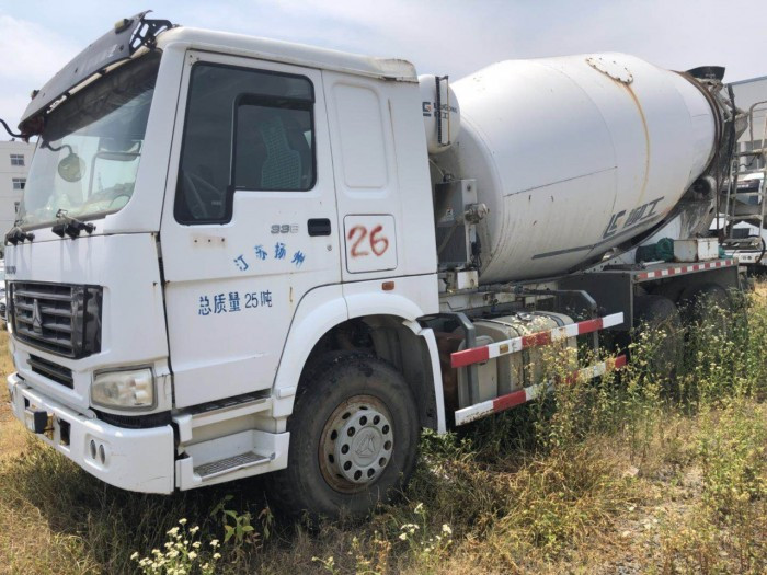 Những xe trộn bê tông đáng mua nhất(2)