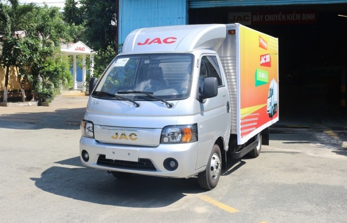 xe tải 1.25 tấn JAC X5 tại Bình Dương