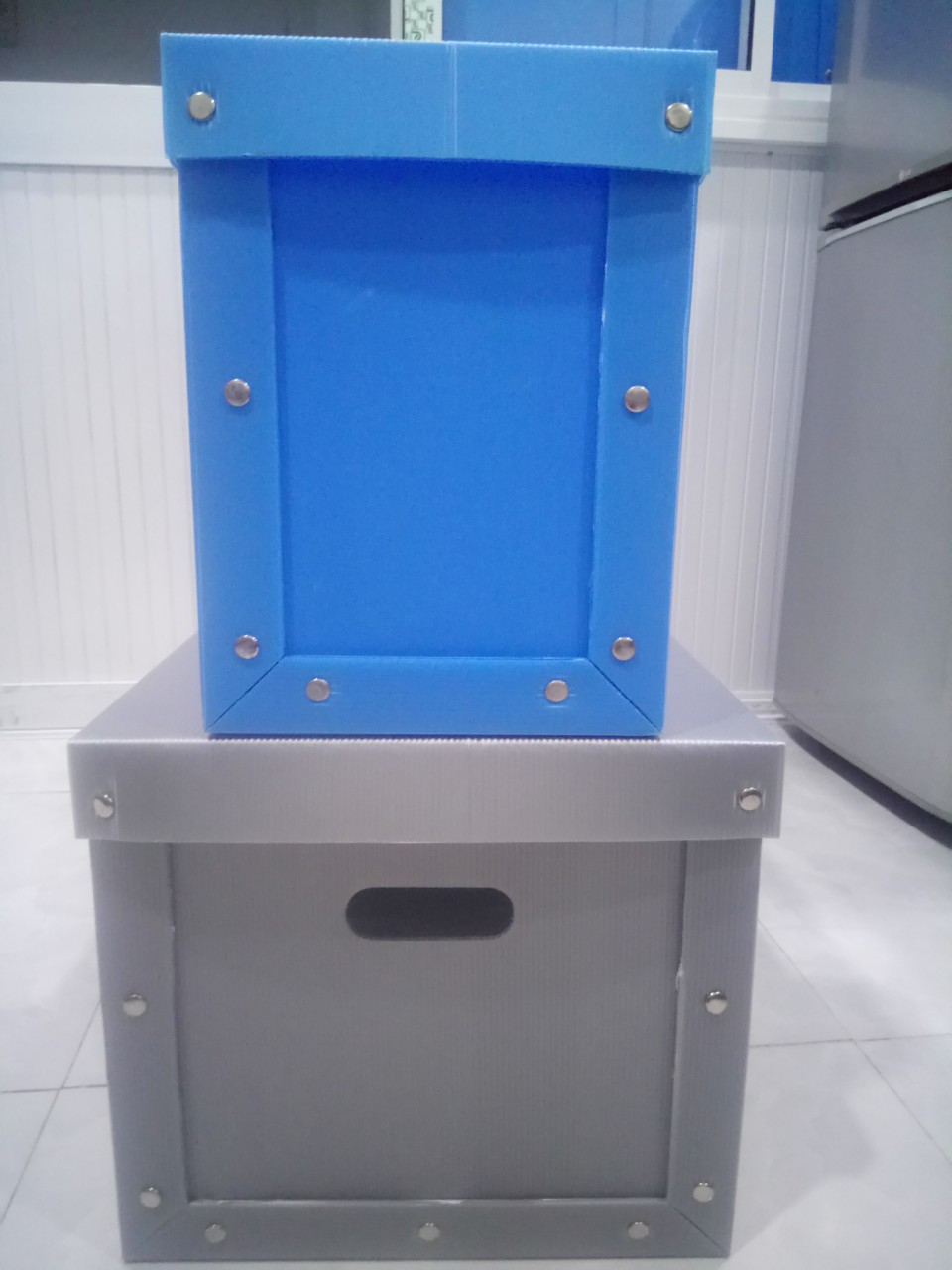 Sản xuất thùng carton PP nhựa đựng hồ sơ tài liệu A3, A4