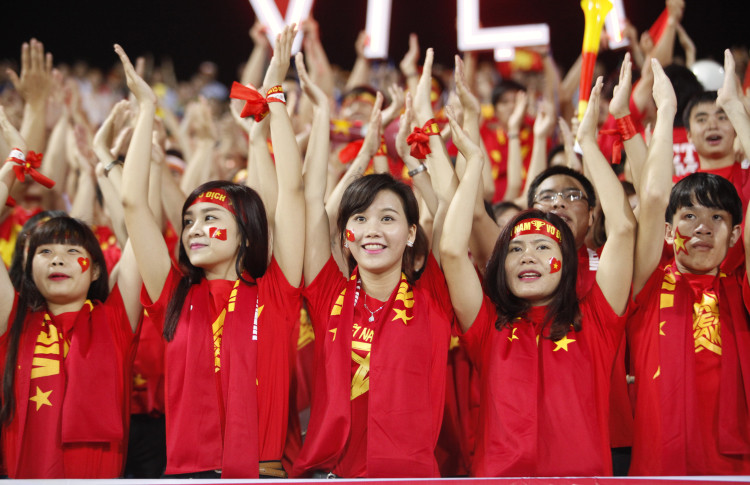 Xưởng may áo thun đội tuyển Việt Nam vô địch AFF cup