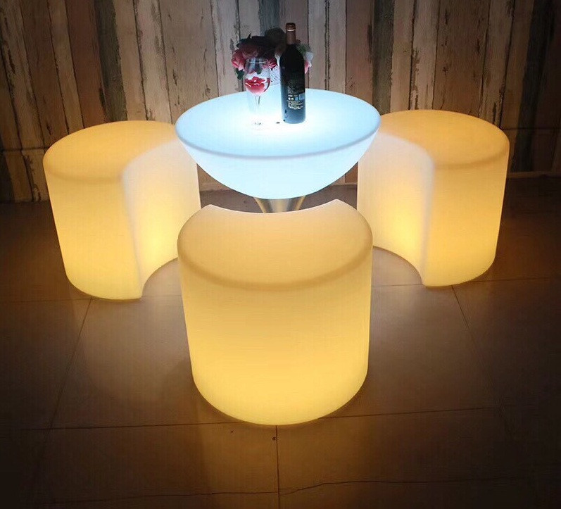 Bàn cafe phát sáng, bàn ghế led nhà hàng khách sạn