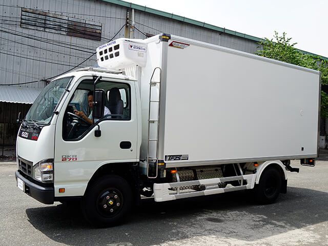Giá xe tải Isuzu 1.4 tấn thùng đông lạnh