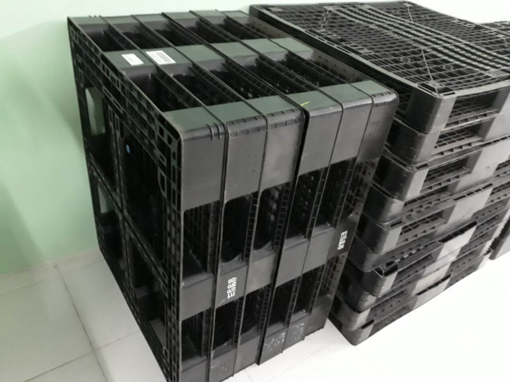 kích thước pallet nhựa cũ 1200x1000x120mm màu đen - 2