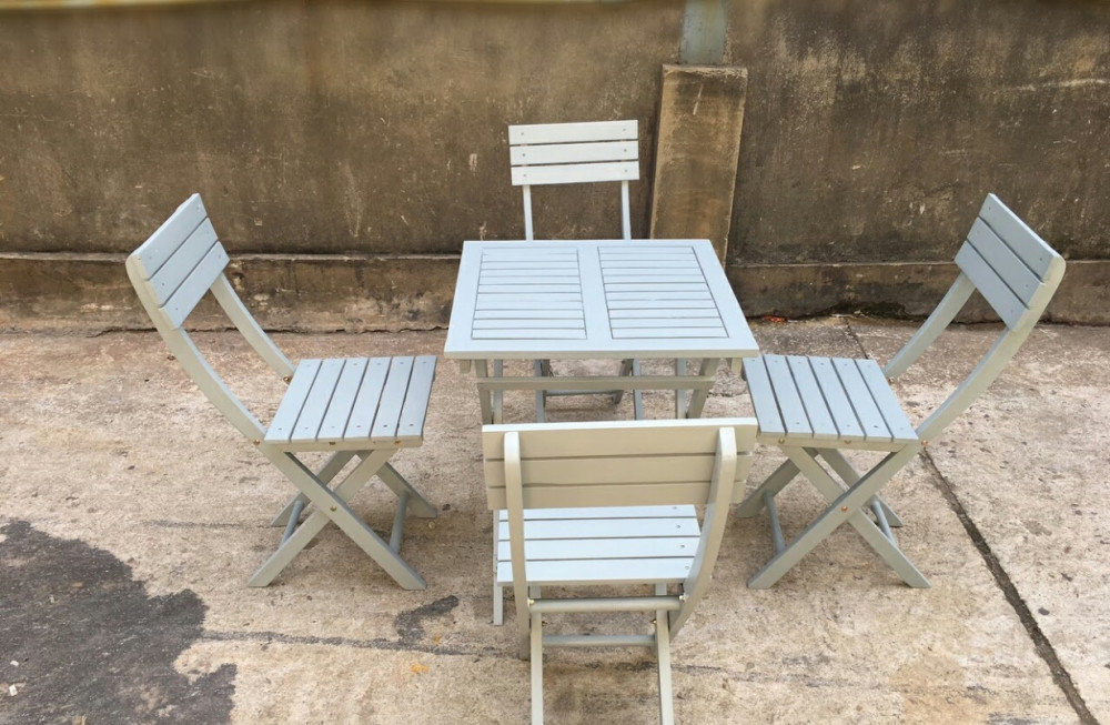 Kinh nghiệm mua bàn ghế ngoài trời giá rẻ(2)