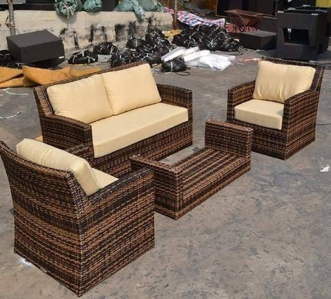 Những lưu ý khi chọn mua bàn ghế nhựa giả mây giá rẻ chất lượng tốt