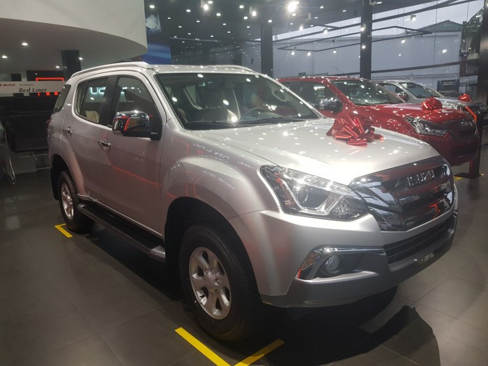 Có nên mua Isuzu Mu-X 2018 không?