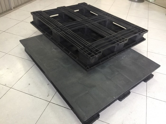 Kích thước pallet nhựa cũ 1300x1100x120mm