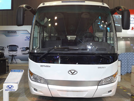 Ngoại thất xe khách 30 chổ Đô Thành
