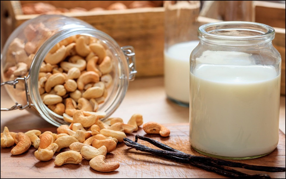 Những lợi ích sức khỏe của sữa hạt điều khiến bạn ngạc nhiên