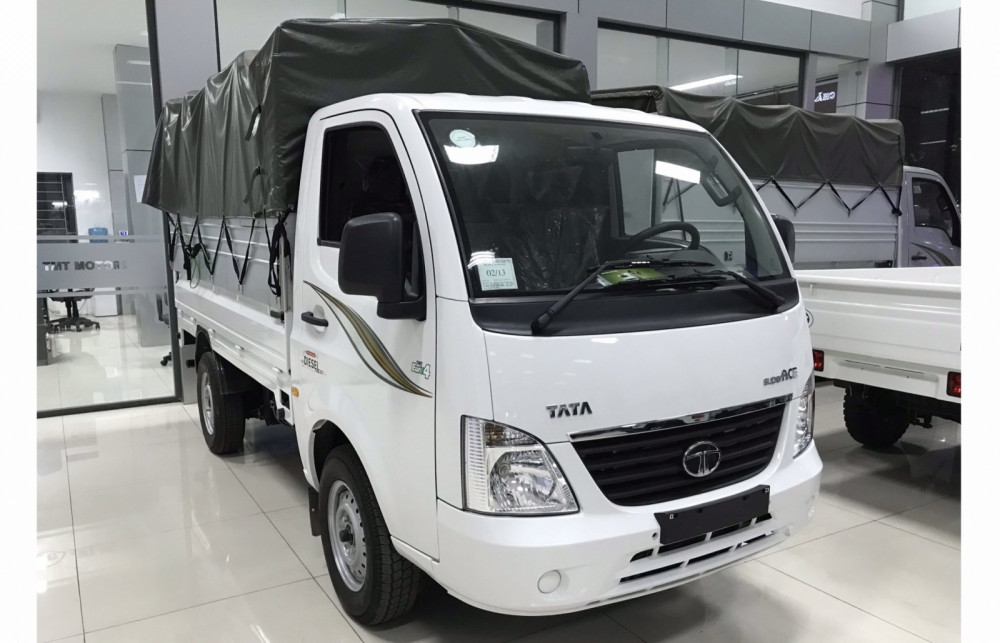 Xe tải Tata 1T2 Ấn Độ mui bạt (Euro 4) ĐK 2019 máy dầu