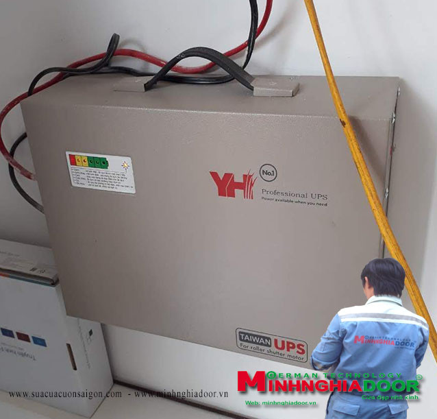 Bạn nên sử dụng bộ lưu điện cửa cuốn loại nào?
