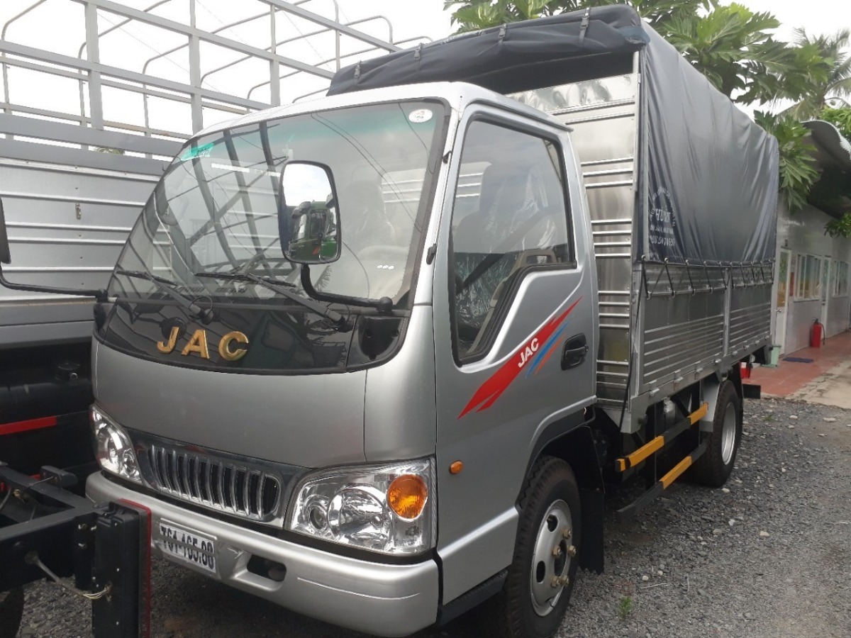 Mua xe tải Jac 2.4 tấn trả góp nhanh