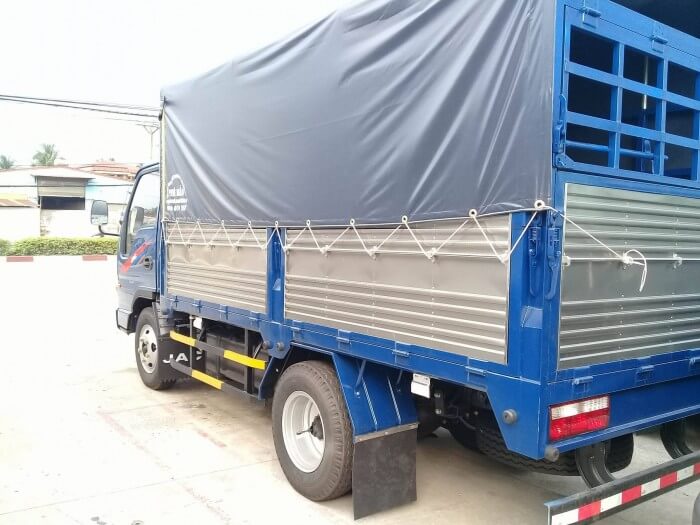 Ưu điểm về thùng hàng xe tải Jac 2T4