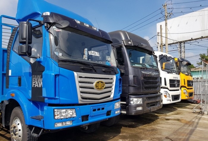 Nội thất, ngoại thất, quy cách đóng thùng xe tải Faw 7 tấn 8 (7t8)