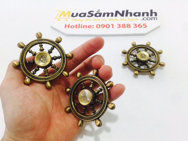 Con quay Spinner đã và đang trở thành trào lưu được cả giới trẻ thế giới quan tâm đến.