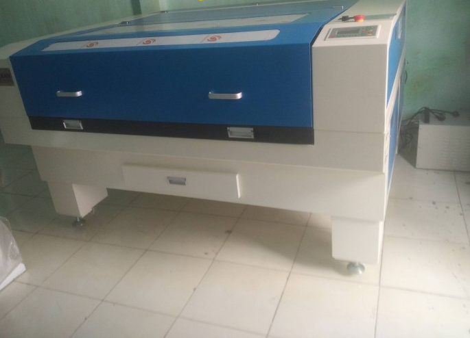Bí quyết chọn mua máy cắt Laser giá rẻ mà chất lượng tốt(1)
