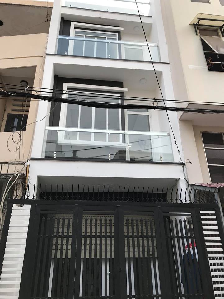 Có 300 triệu, cứ ô tô tải TATA mà mua, tội gì đi mua nhà trả góp