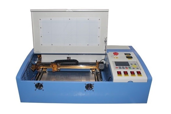 Nên sử dụng máy Laser loại nào để khắc dấu cao su