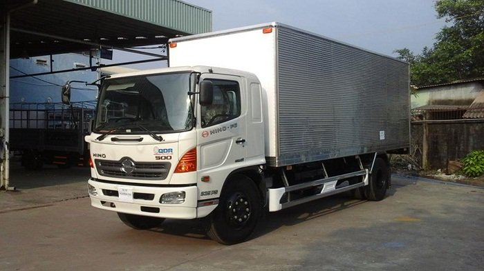 Những kinh nghiệm cần biết khi mua xe tải thùng kín HINO