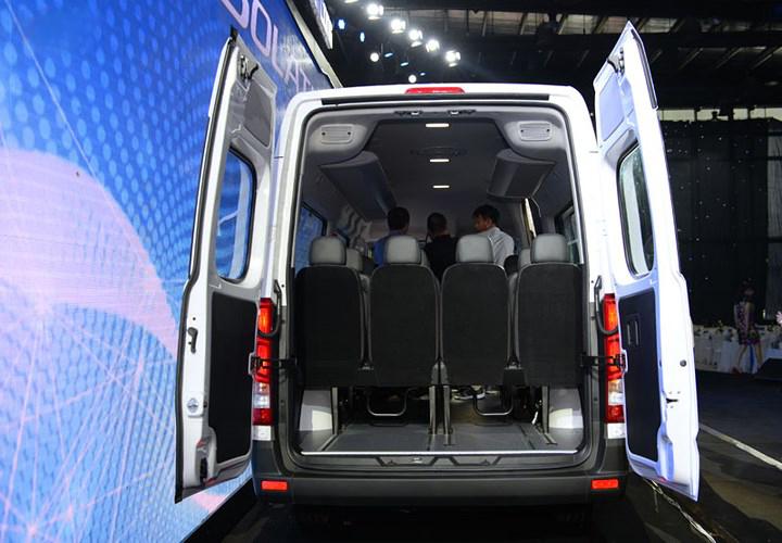 Hyundai Solati không gian nội thất rộng rãi nhất phân khúc(5)