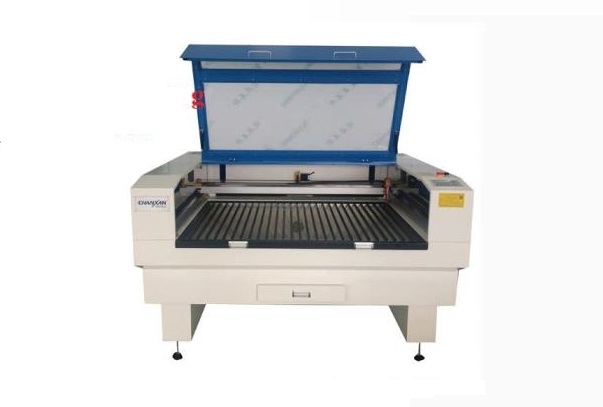 Ứng dụng máy laser 1390 trong cắt khắc da, vải may mặc