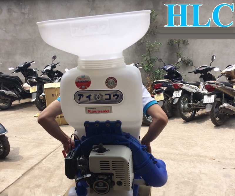 Địa chỉ bán máy phun vôi - phân bón - hạt giống Nhật Bản Kawasaki AH-2300