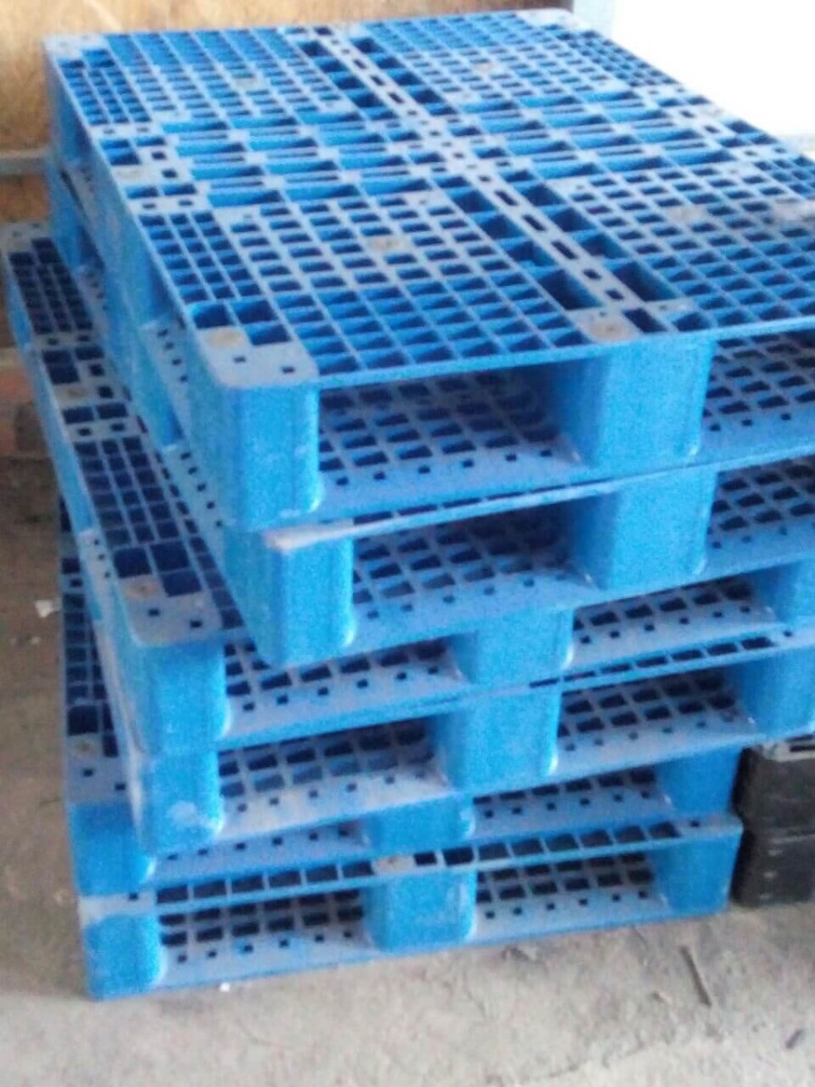 mua pallet nhựa cũ giá rẻ tphcm